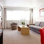 Отель Novotel Atria Centre