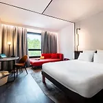 Novotel Atria Centre Отель 4*