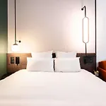 Отель Novotel Atria Centre Ним