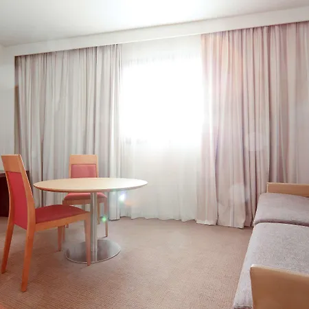 Novotel Atria Centre 4* Nîmes