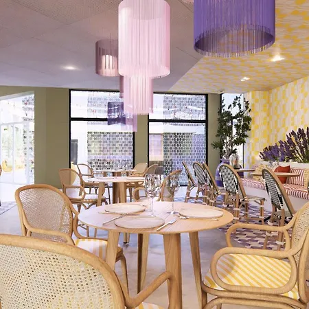 Novotel Atria Centre 4* Nîmes