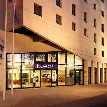 Otel Novotel Atria Centre