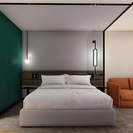 Novotel Atria Centre Hotel 4*