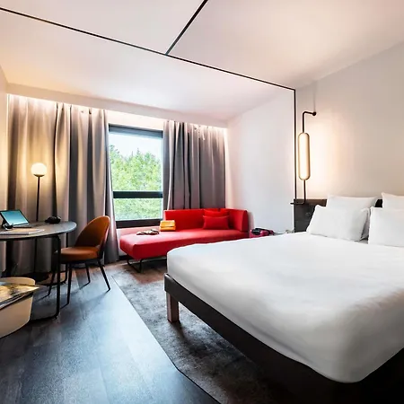 Novotel Atria Centre 호텔 4*