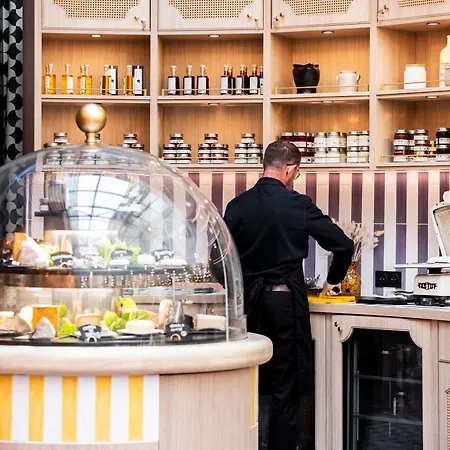 Otel Novotel Atria Centre