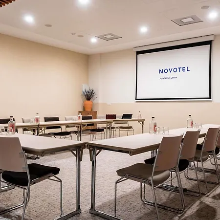 Novotel Atria Centre 호텔