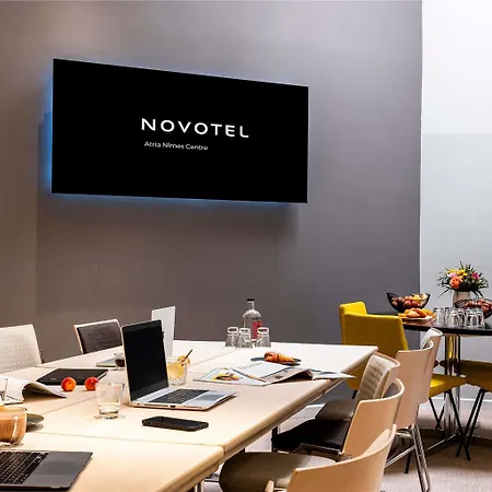 Novotel Atria Centre Otel 4*