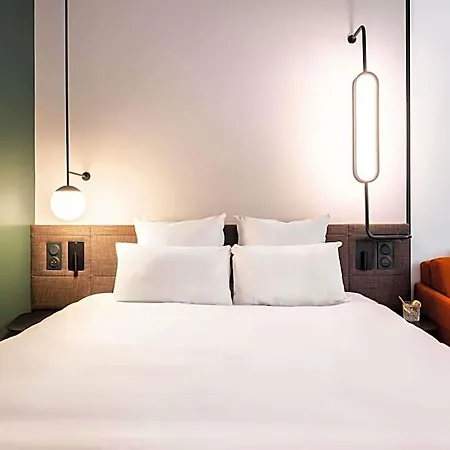 Novotel Atria Centre 호텔 님