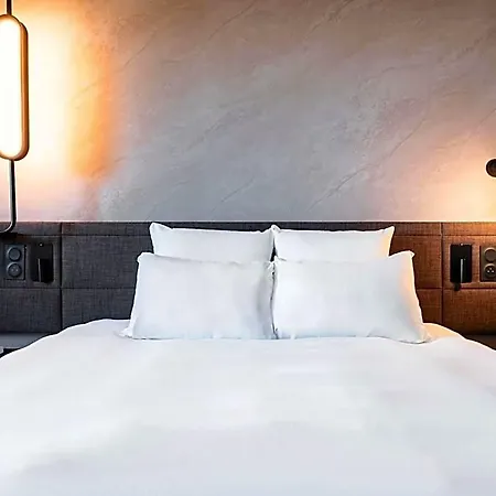 호텔 Novotel Atria Centre 4*