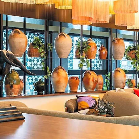 Hotel Novotel Atria Centre 4*