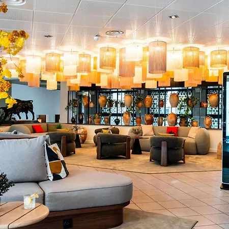 Novotel Atria Centre Hotel