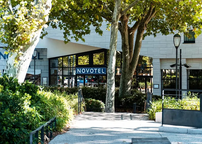 Novotel Atria Centre Отель