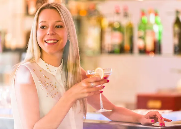 Novotel Atria Centre 4*