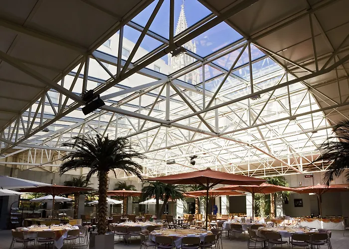 Novotel Atria Centre نيم