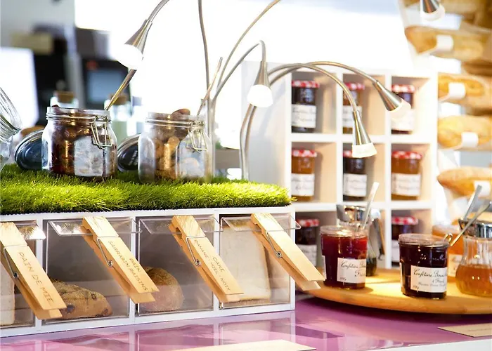 Novotel Atria Centre Отель Ним