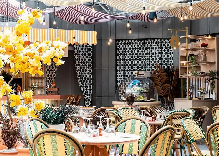 Novotel Atria Centre فندق نيم