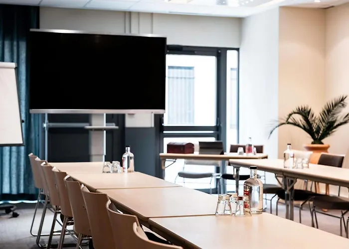 Novotel Atria Centre Отель