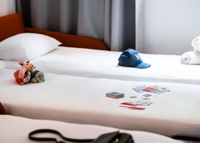 Novotel Atria Centre فندق